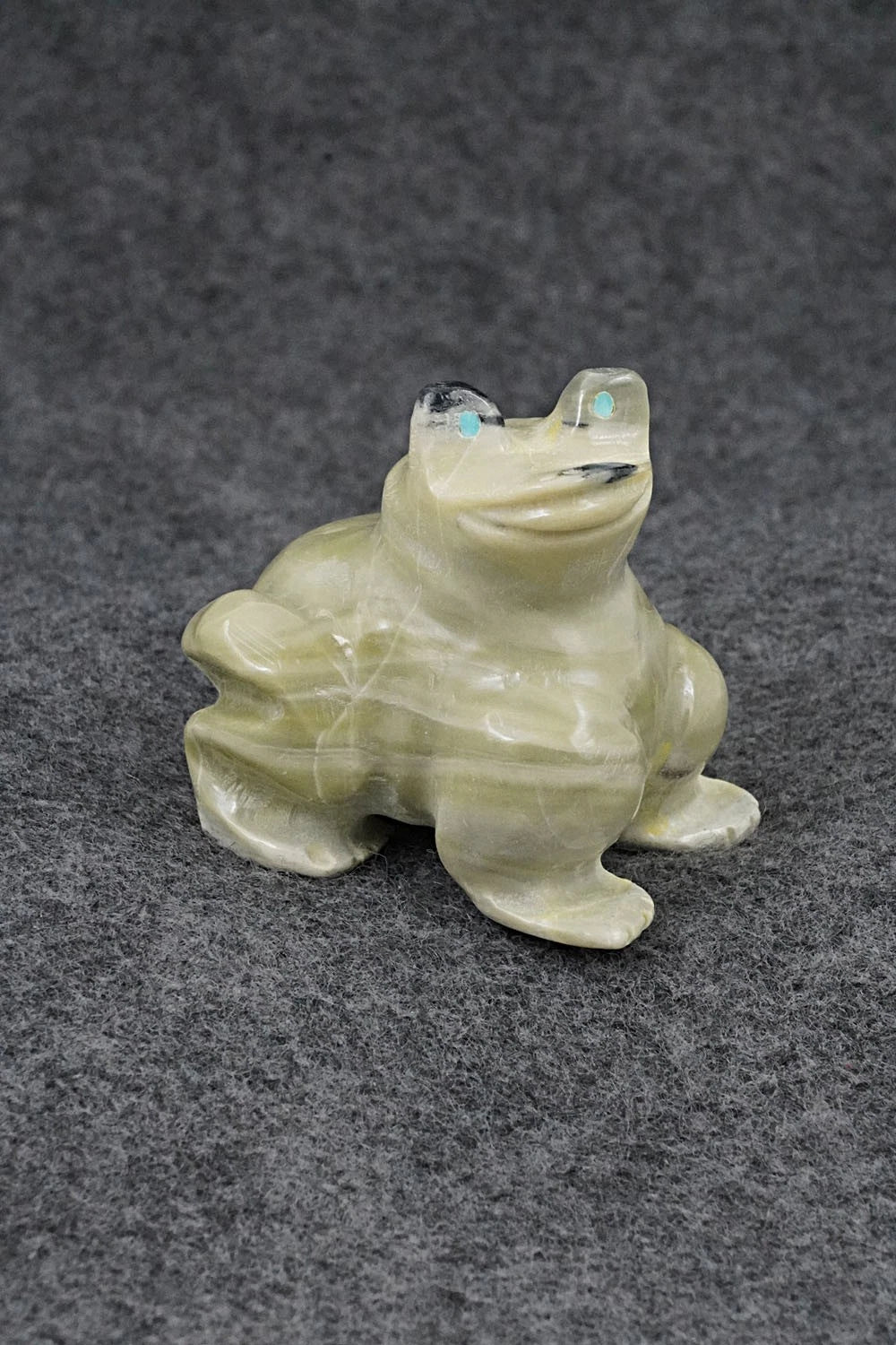 Frog Zuni Fetish Carving - Freddie Leekya