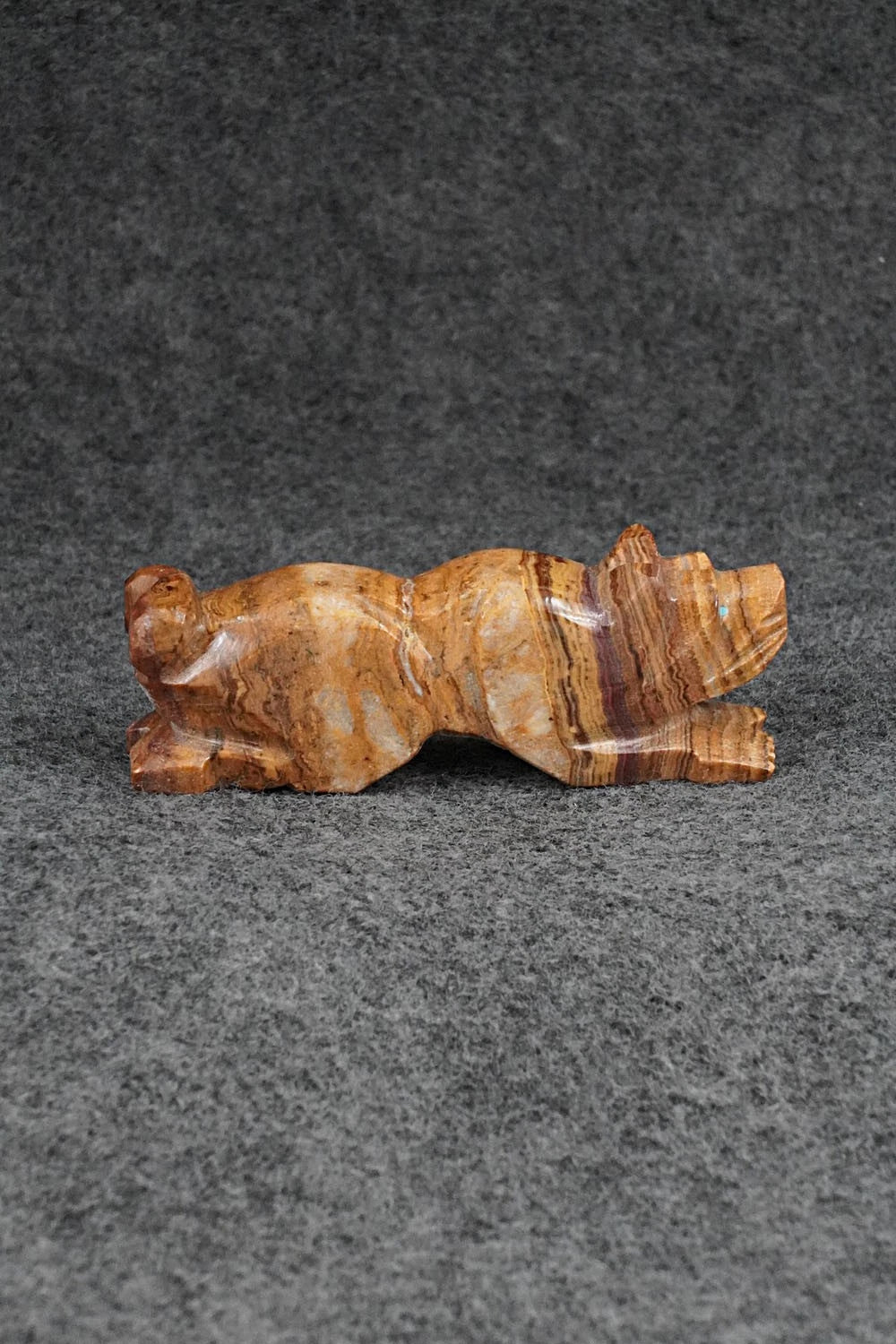 Mountain Lion Zuni Fetish Carving - Tony Mackel