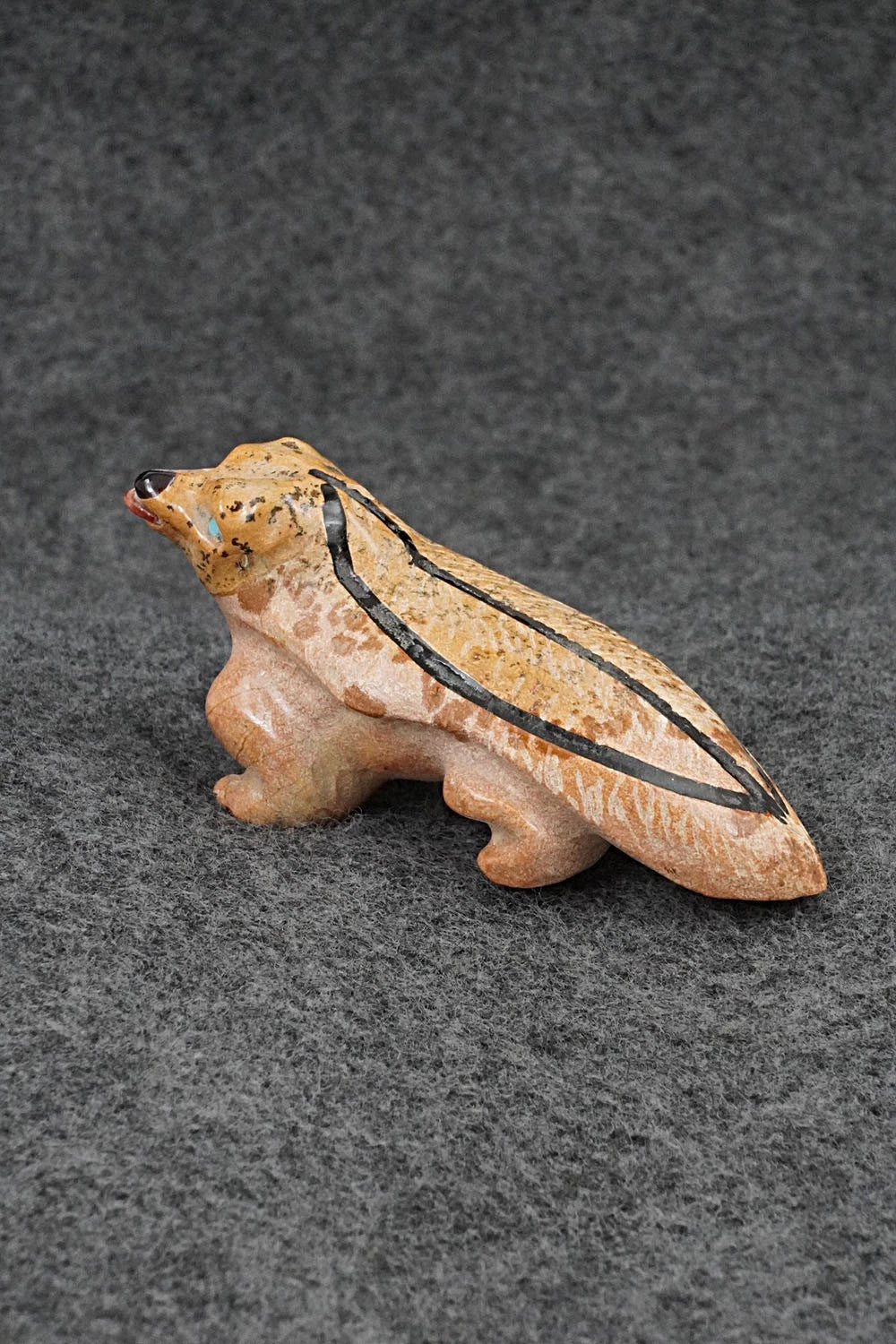 Badger Zuni Fetish Carving - Freddie Leekya