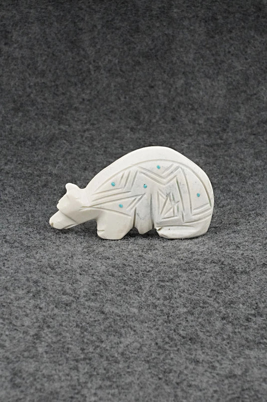Bear Zuni Fetish Carving - Adrian Cachini