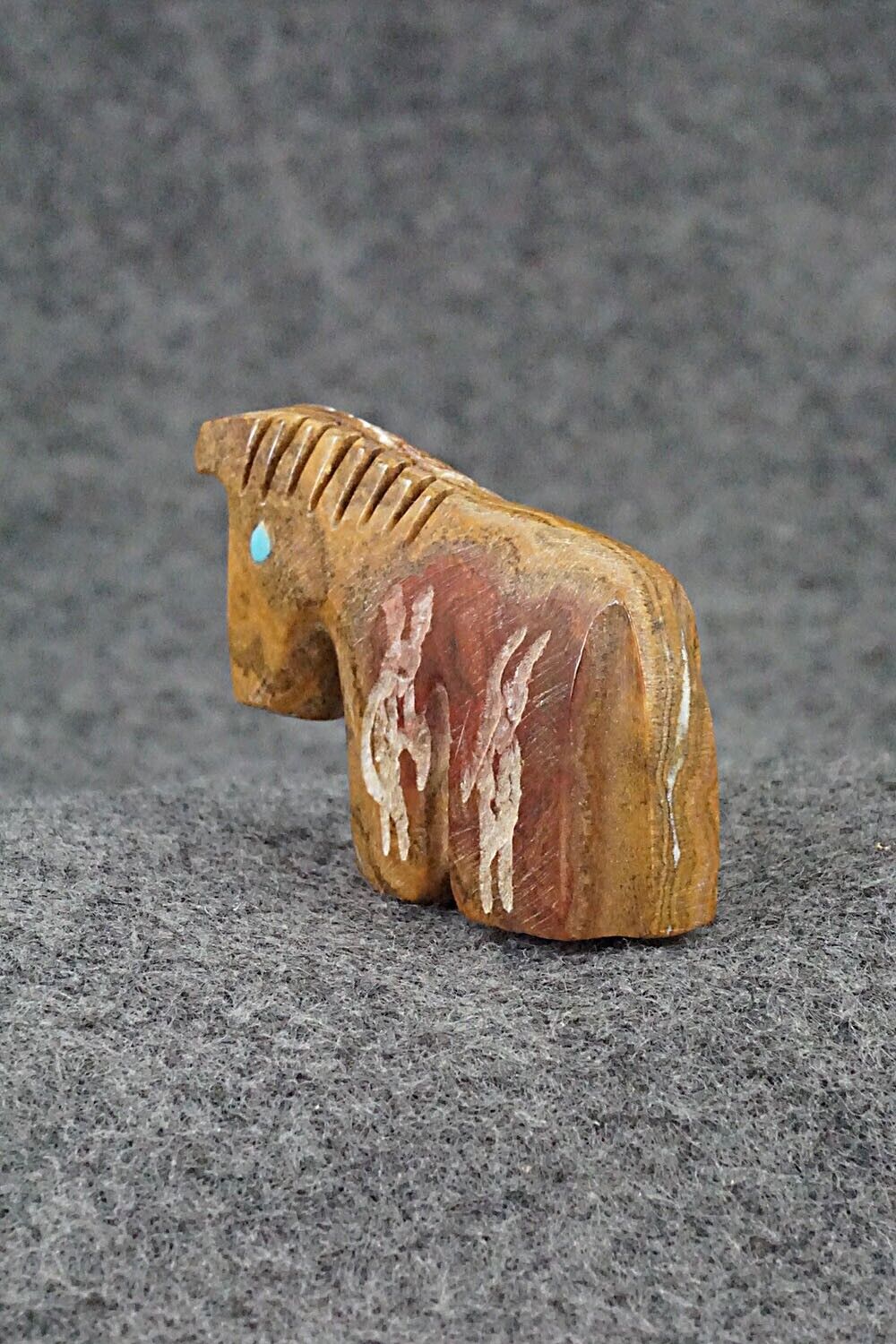 Horse Zuni Fetish Carving - Tyrone Poncho