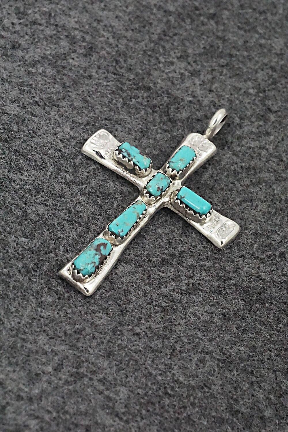 Turquoise & Sterling Silver Pendant - Marilyn Iule