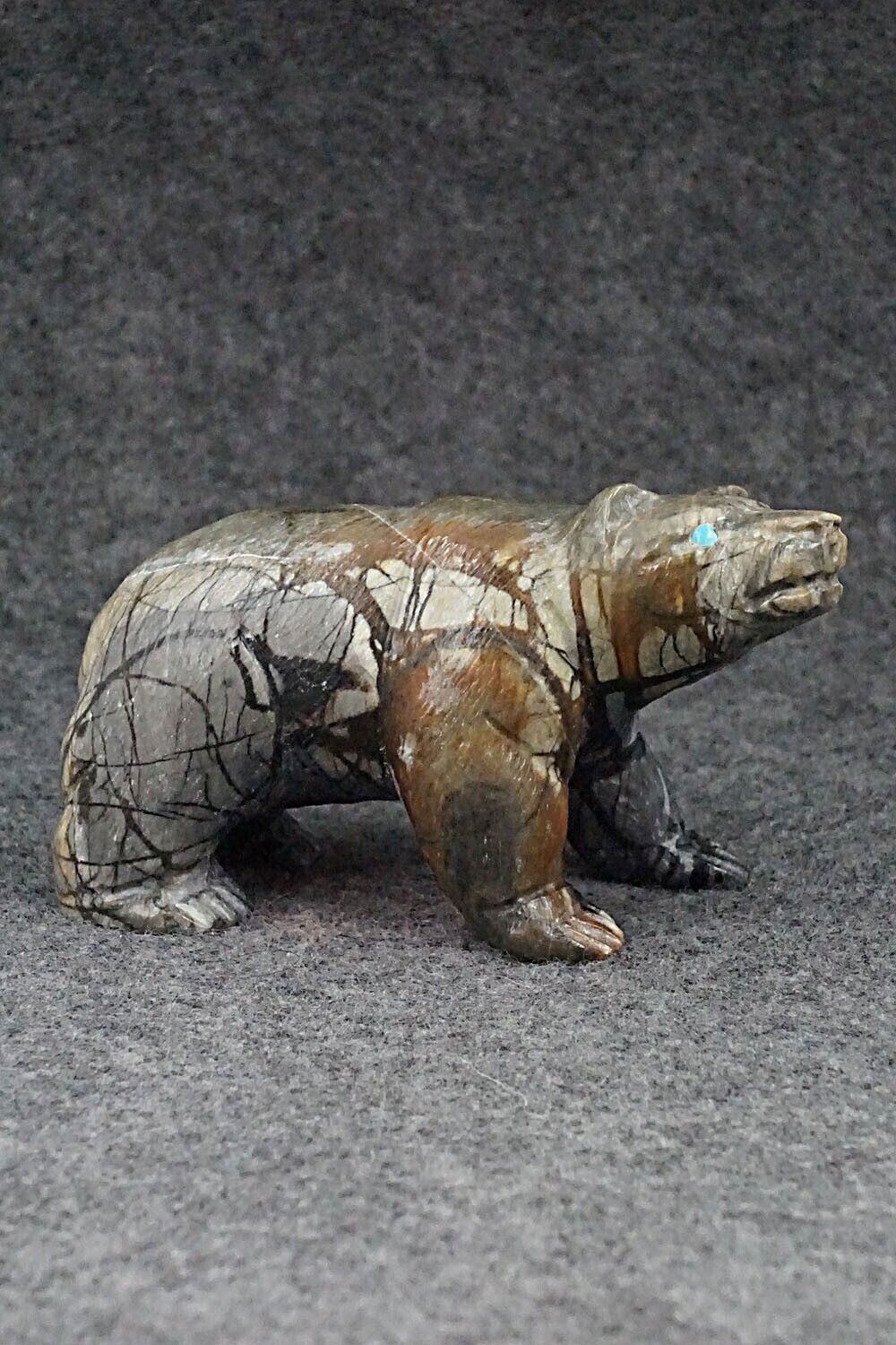 Bear Zuni Fetish Carving - Herbert Him