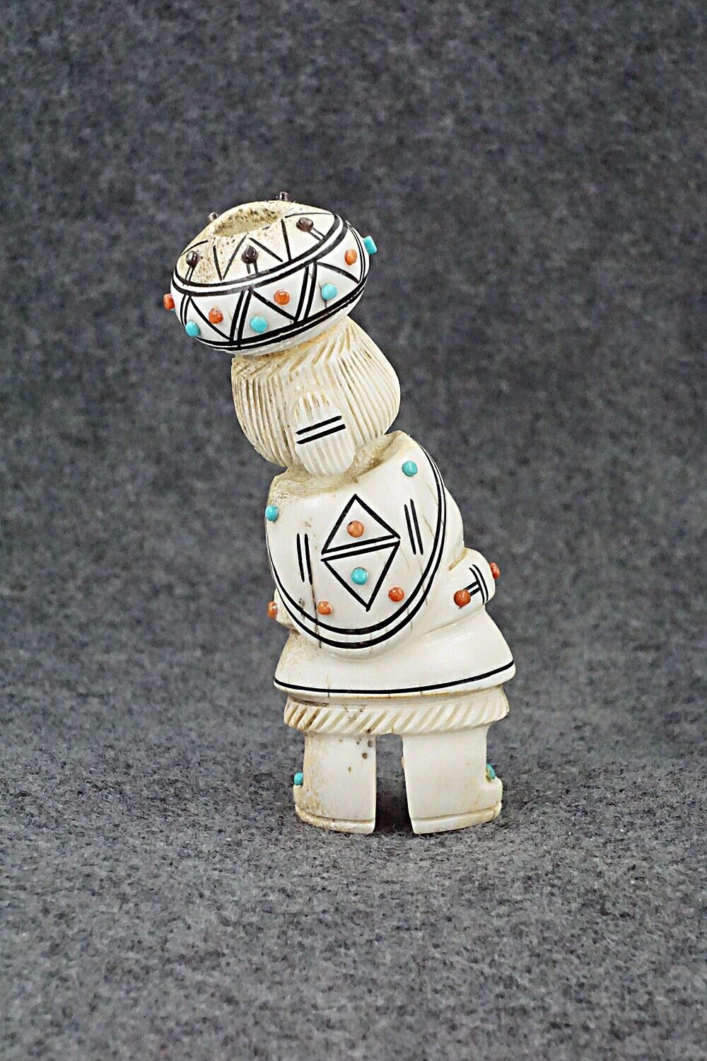 Ola Maiden Zuni Fetish Carving - Claudia Peina