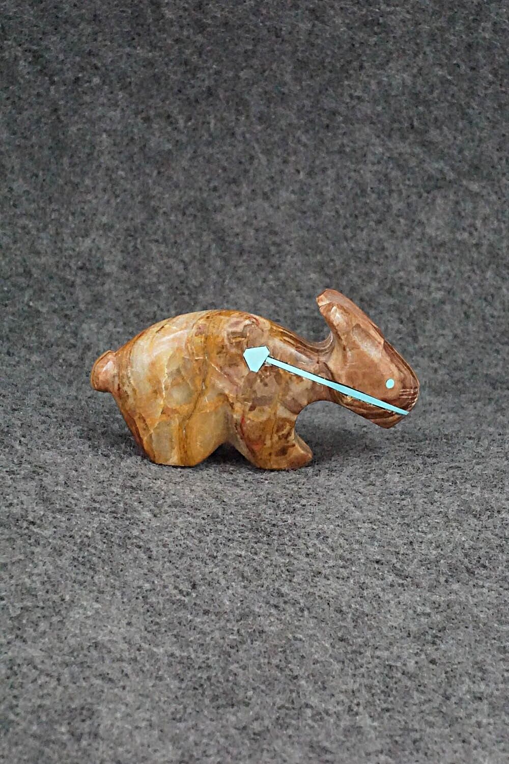 Rabbit Zuni Fetish Carving - Leonard Laiwakete