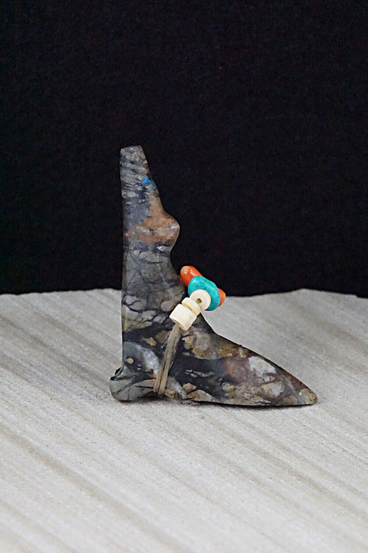 Coyote Zuni Fetish Carving - Donovan Laiwakete
