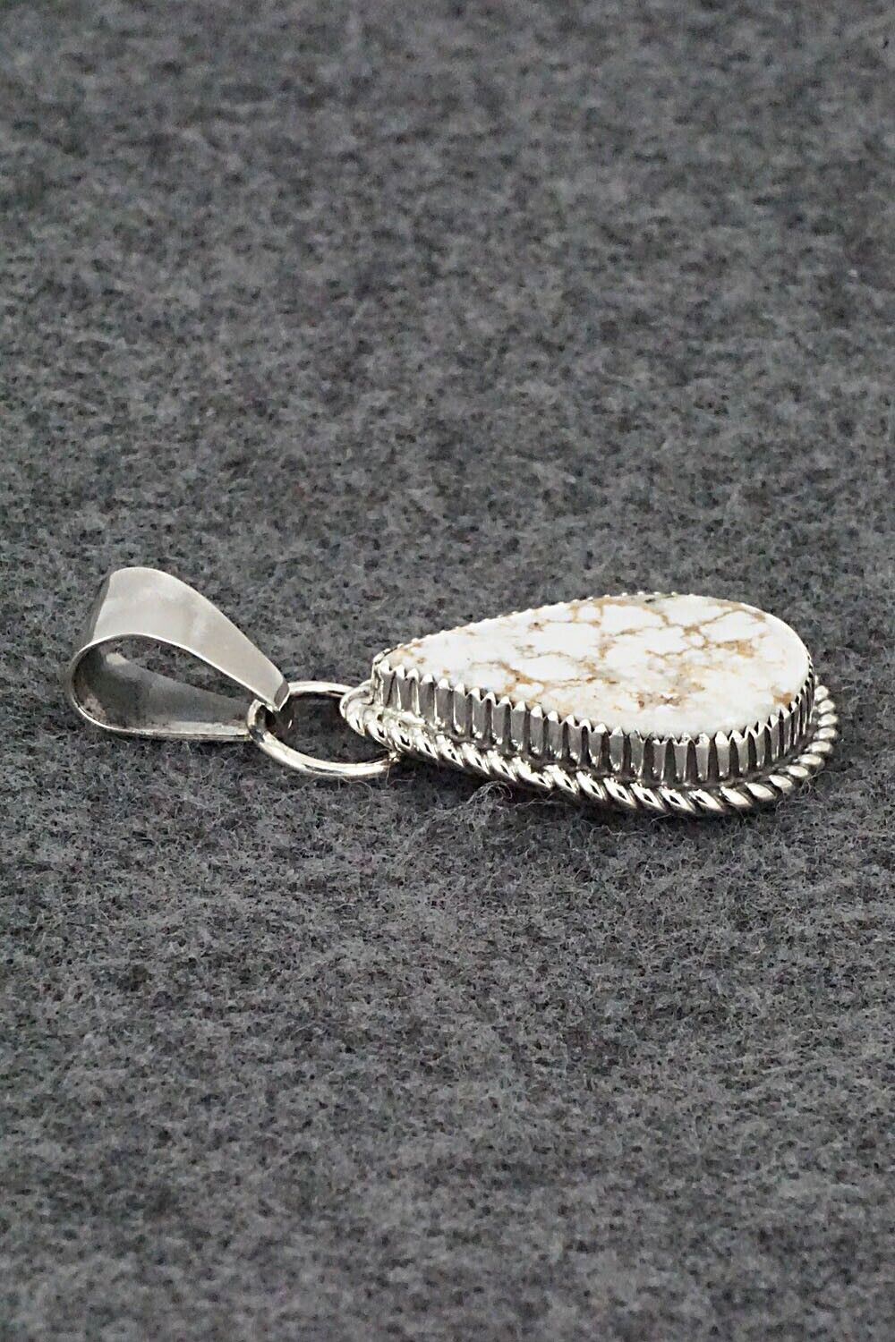 Wild Horse & Sterling Silver Pendant - Alvin Joe