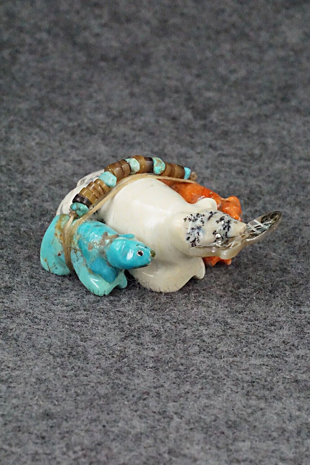 Bears with Fish Zuni Fetish Carving - Daisy Rose Leonard