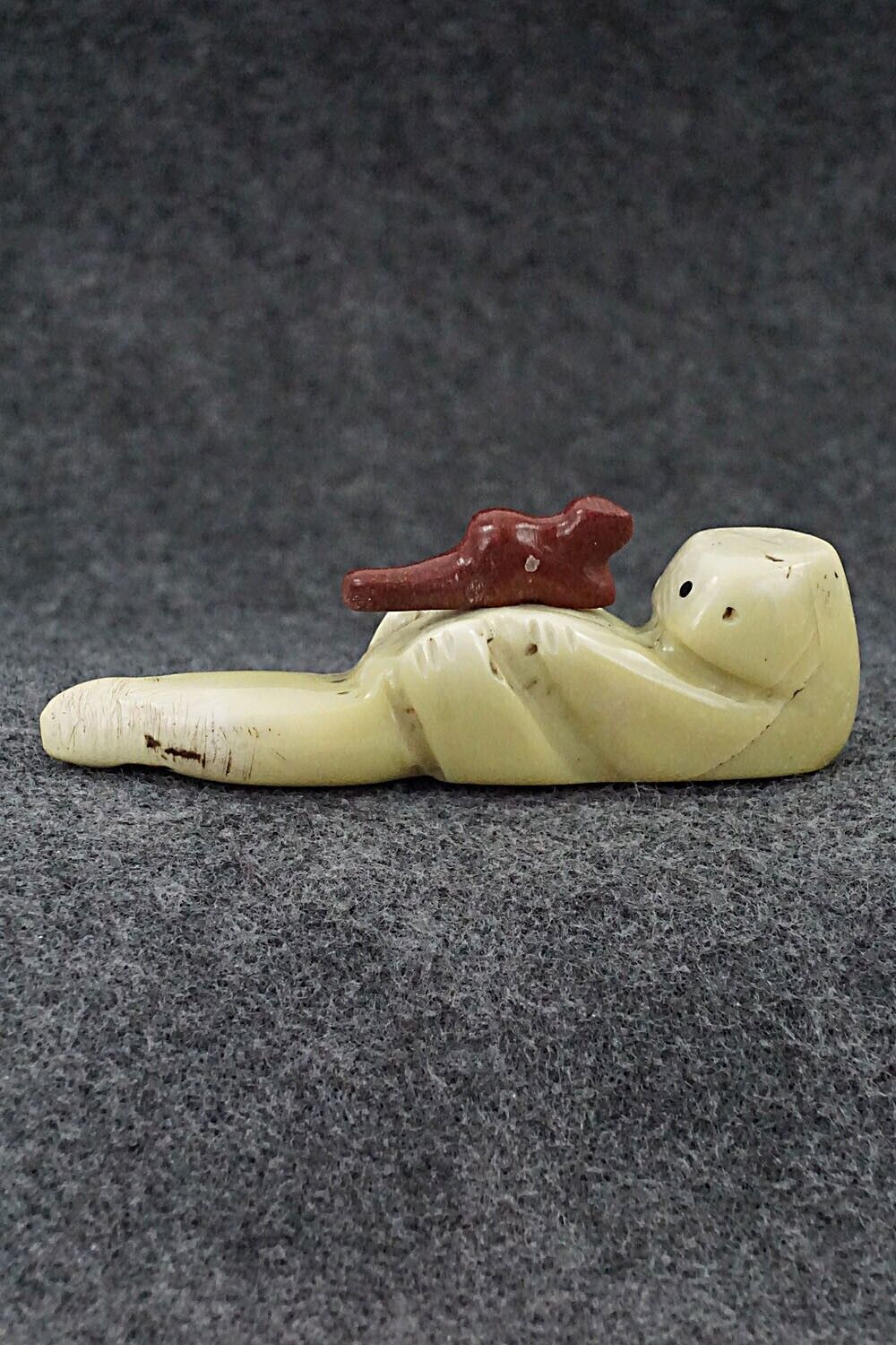 Otter with Cub Zuni Fetish Carving - Justin Red Elk