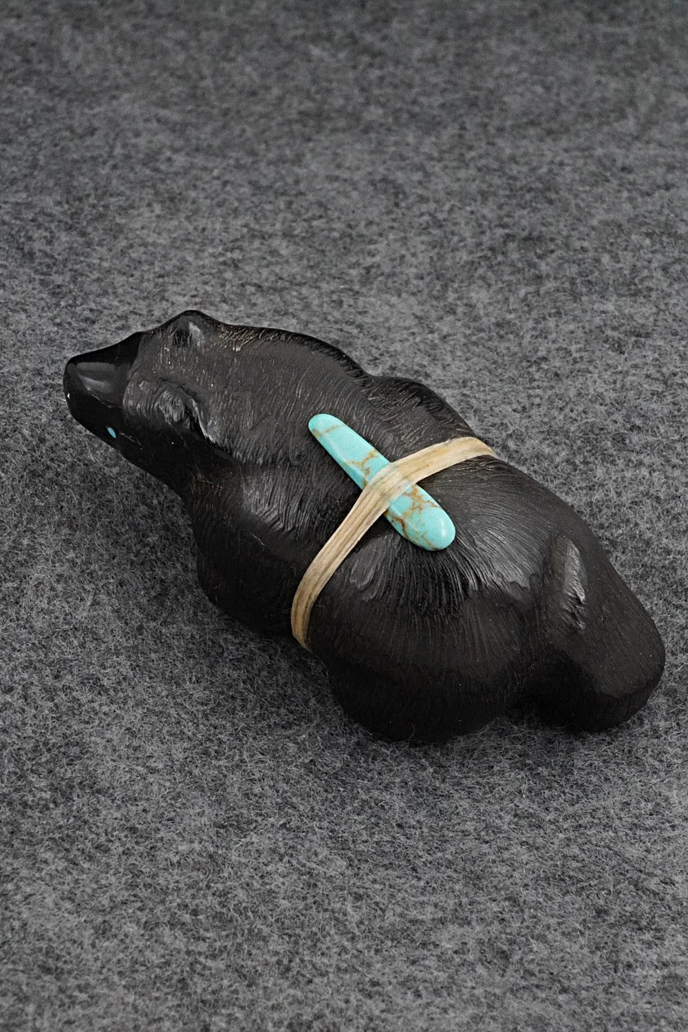 Bear Zuni Fetish Carving - Herb Halate