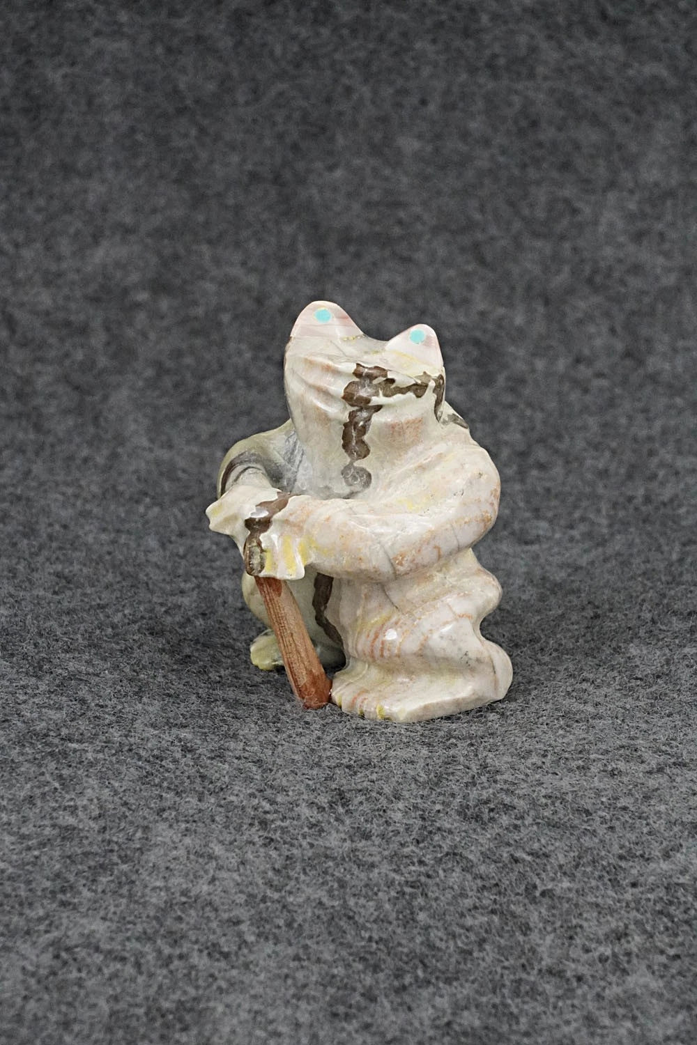 Frog Zuni Fetish Carving - Freddie Leekya