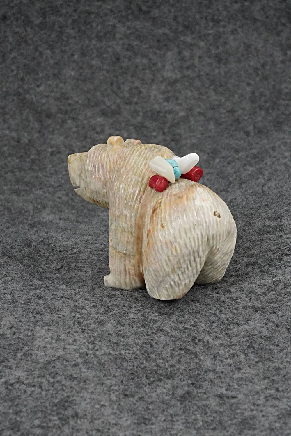 Bear Zuni Fetish Carving - Farlan & Paulette Quam