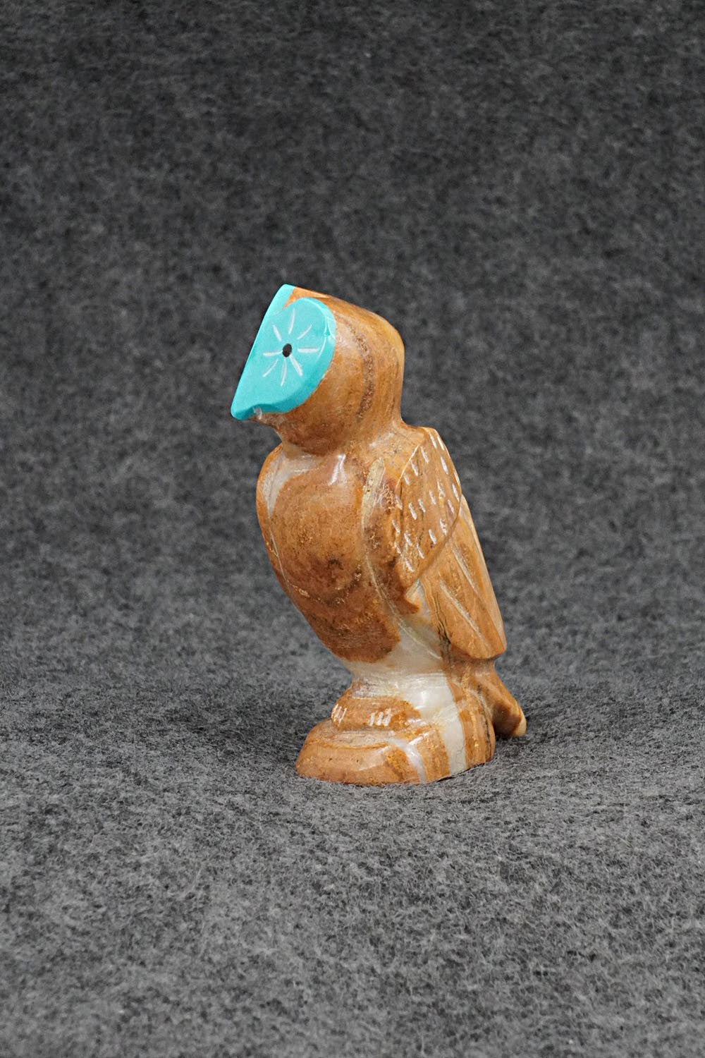 Owl Zuni Fetish Carving - Enrike Leekya
