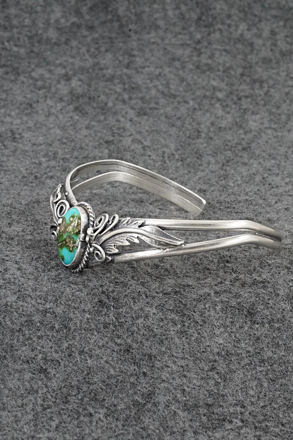 Turquoise & Sterling Silver Bracelet - Jemson Henio