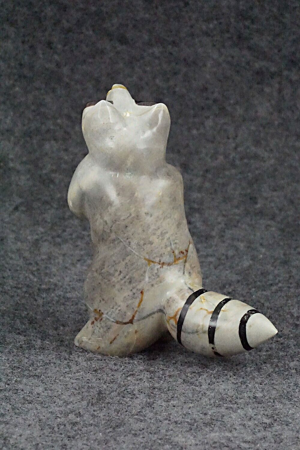 Racoon Zuni Fetish Carving - Enrike Leekya