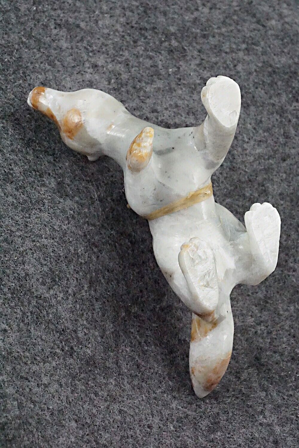 Wolf Zuni Fetish Carving - Albert Eustace
