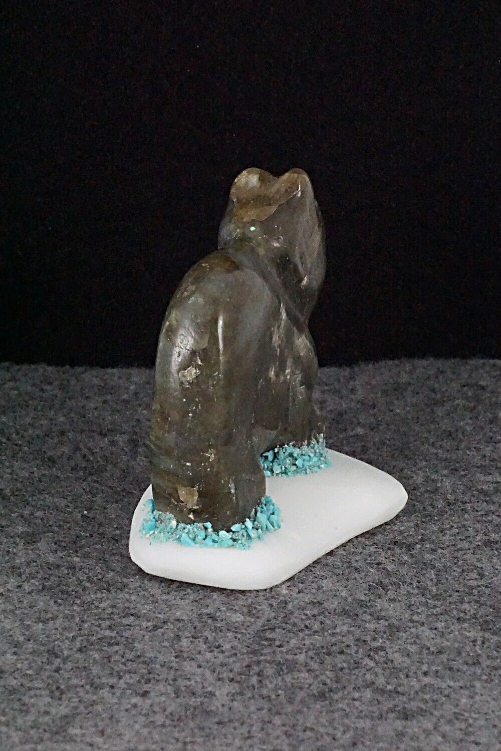Bear Zuni Fetish Carving - Daniel Chattin