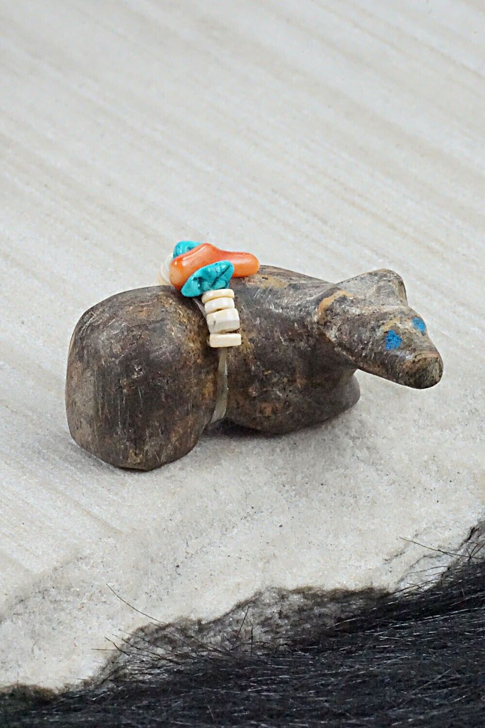 Bear Zuni Fetish Carving - Donovan Laiwakete
