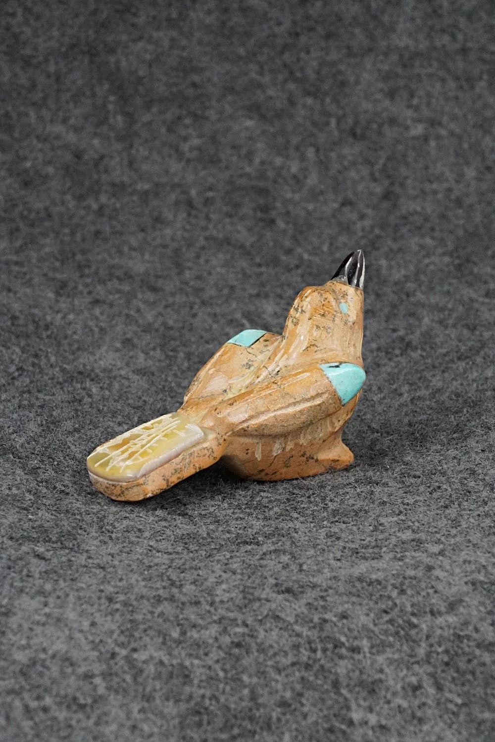 Bird Zuni Fetish Carving - Freddie Leekya