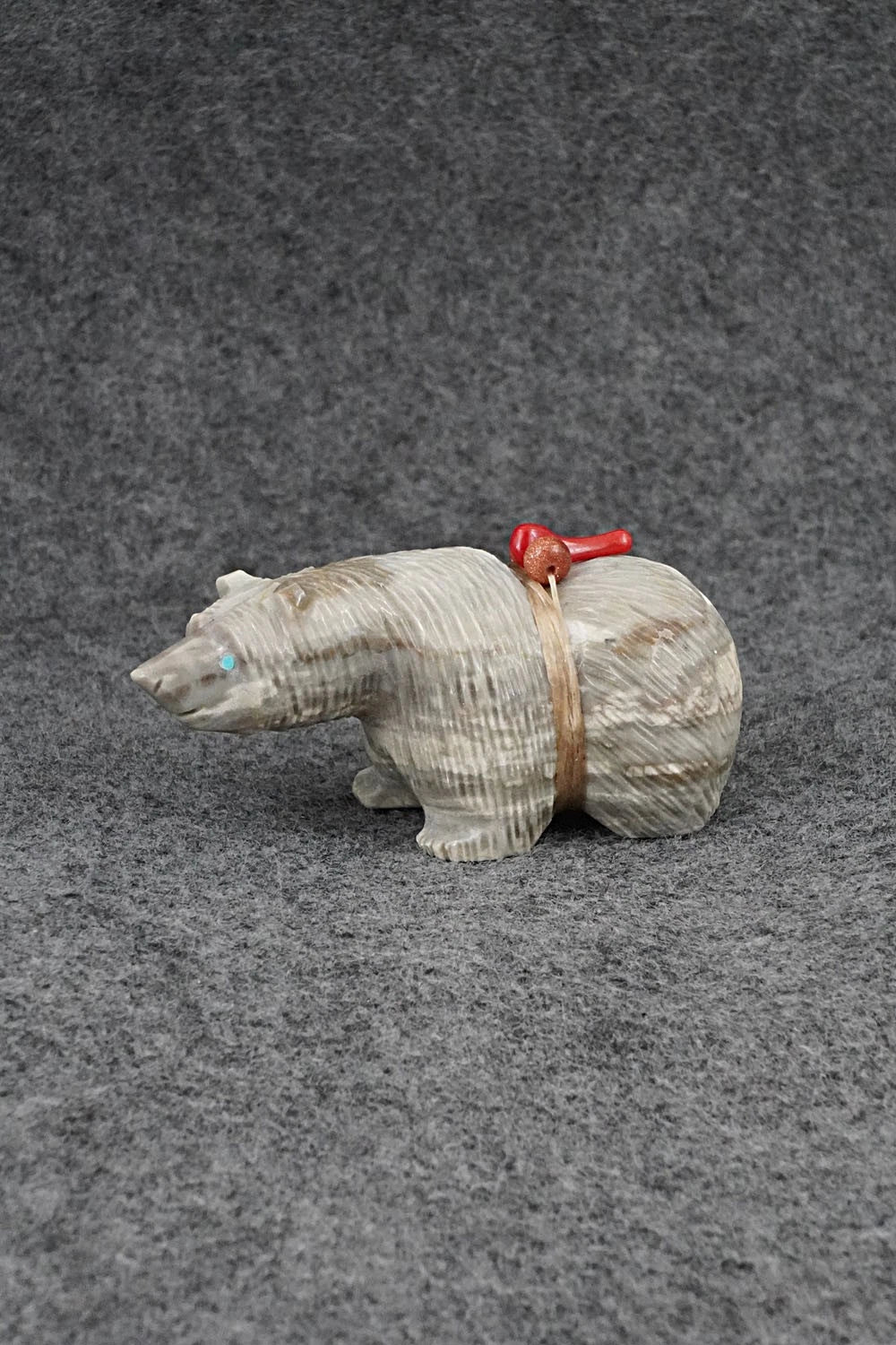 Bear Zuni Fetish Carving - Paulette & Farlan Quam