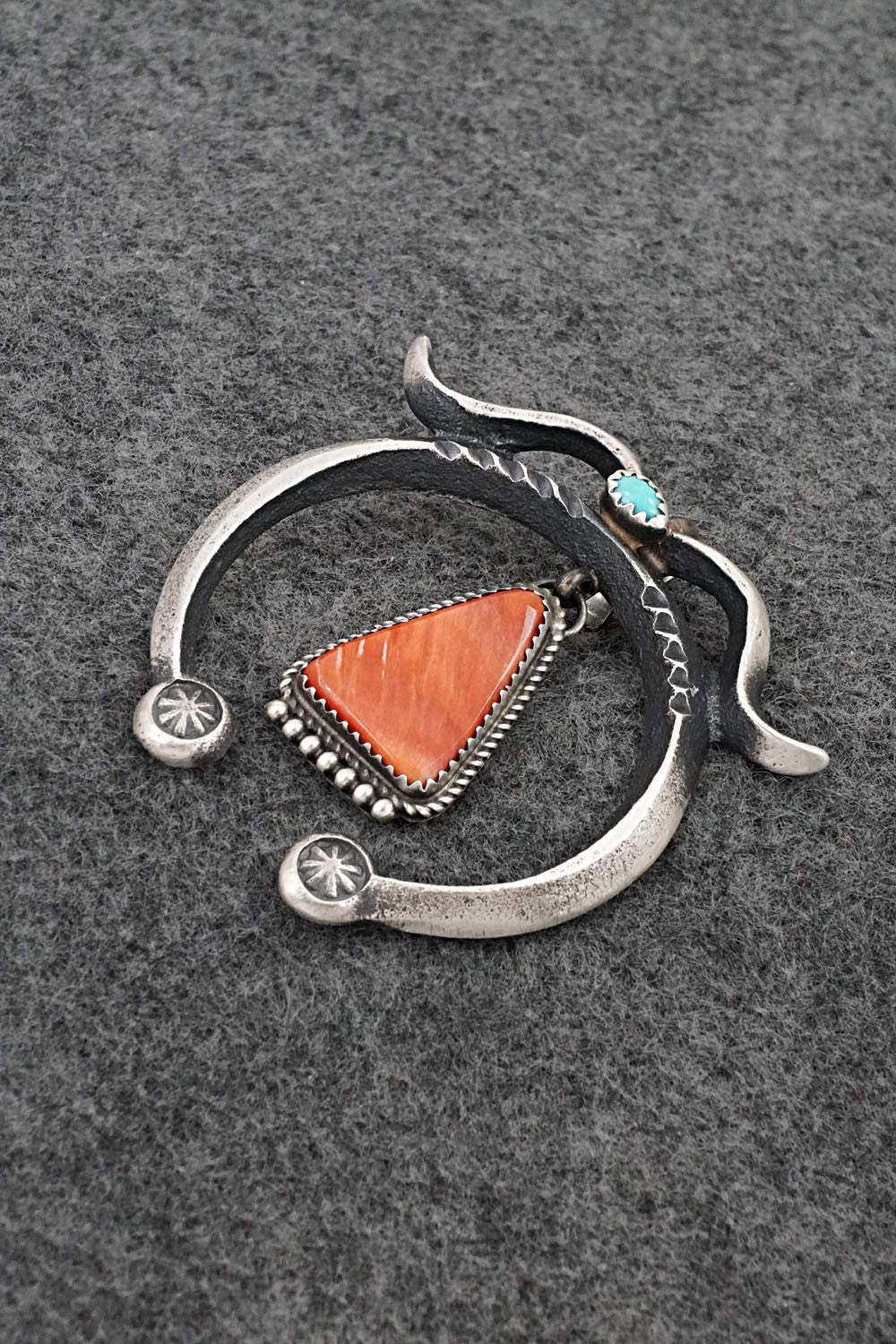 Spiny Oyster, Turquoise & Sterling Silver Pendant - Martha Cayatineto