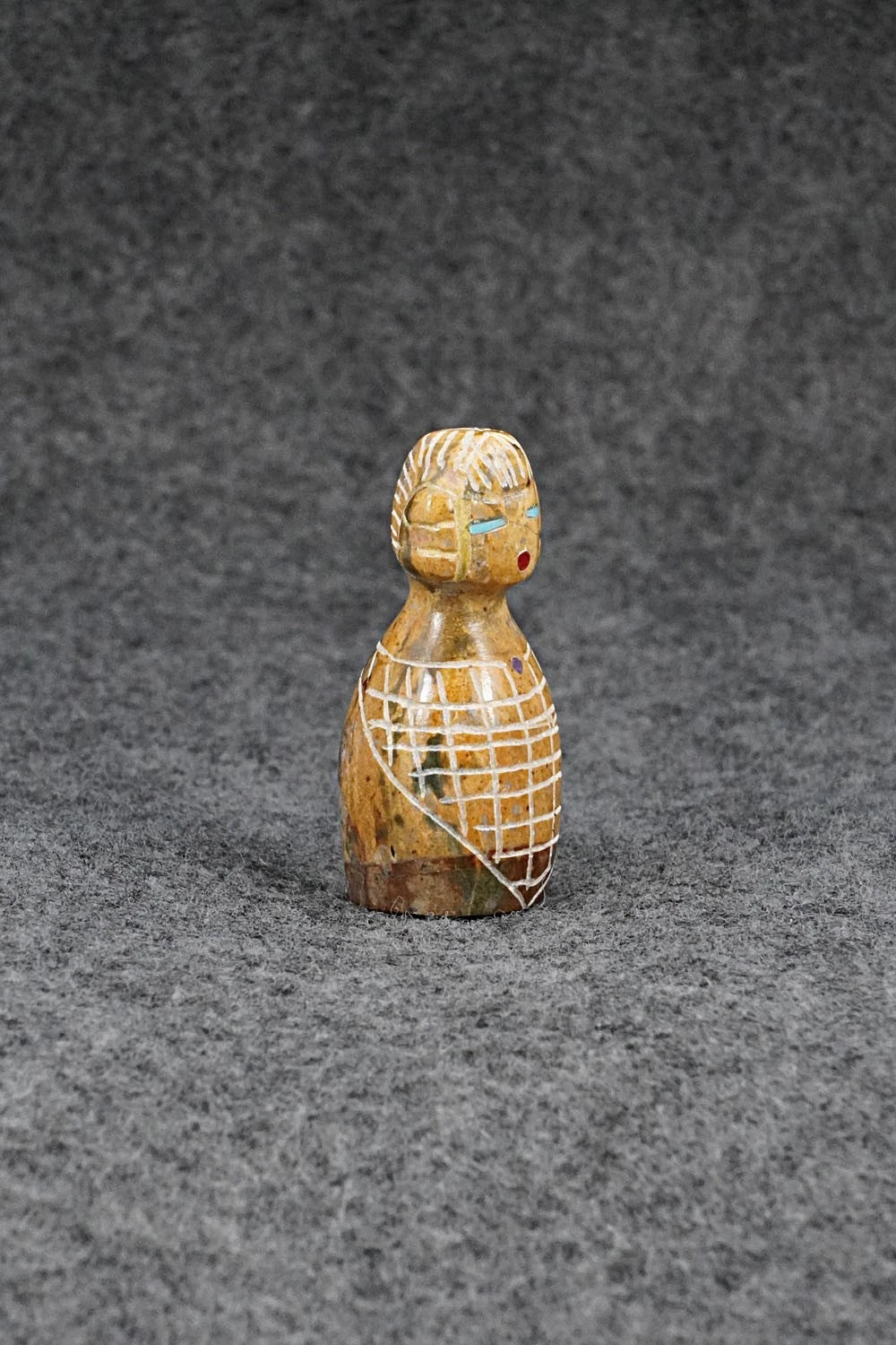 Corn Maiden Zuni Fetish Carving - Andres Jernention