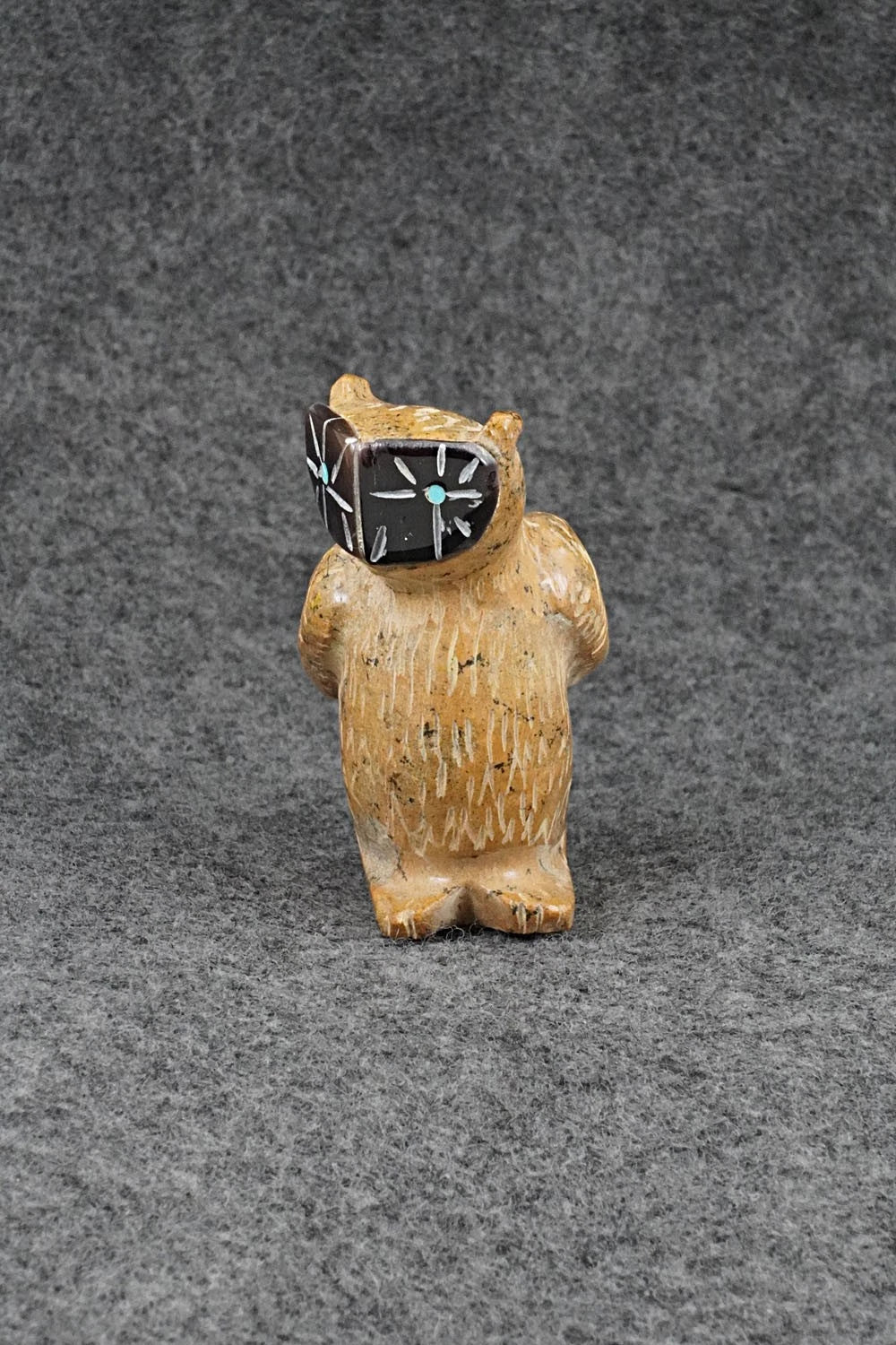Owl Zuni Fetish Carving - Freddie Leekya