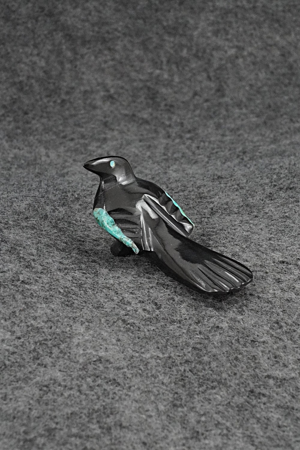 Crow Zuni Fetish Carving - Calvert Bowanie