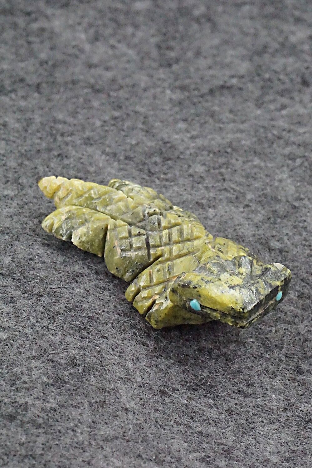 Horned Toad Zuni Fetish Carving - Carl Etsate