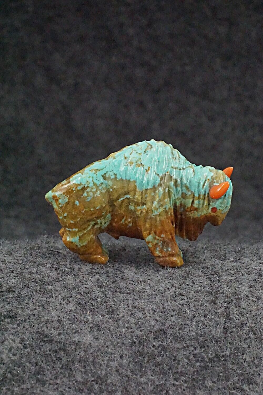 Buffalo Zuni Fetish Carving - Andres Quandelacy