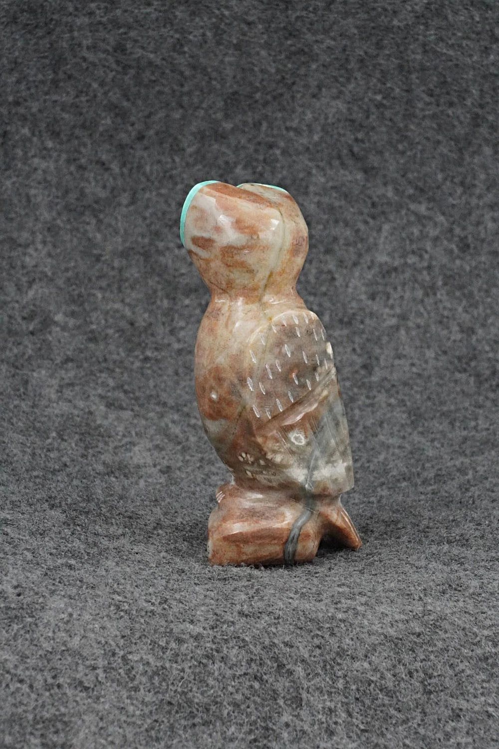 Owl Zuni Fetish Carving - Enrike Leekya