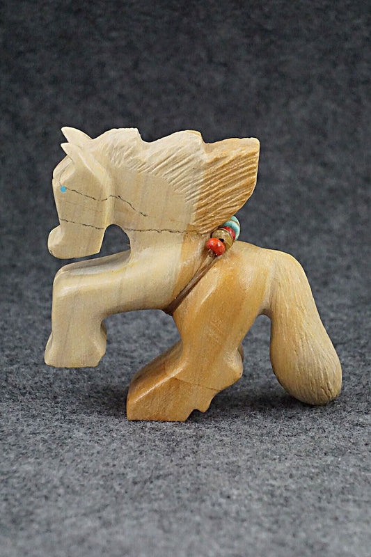 Horse Zuni Fetish Carving - Douglas Martza