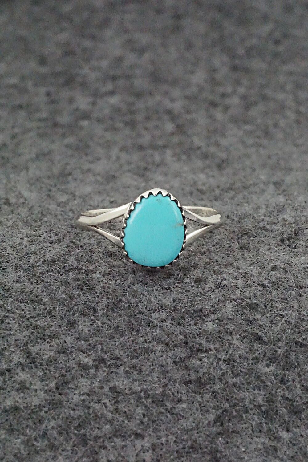 Turquoise & Sterling Silver Ring - Theresa Smith - Size 7.75
