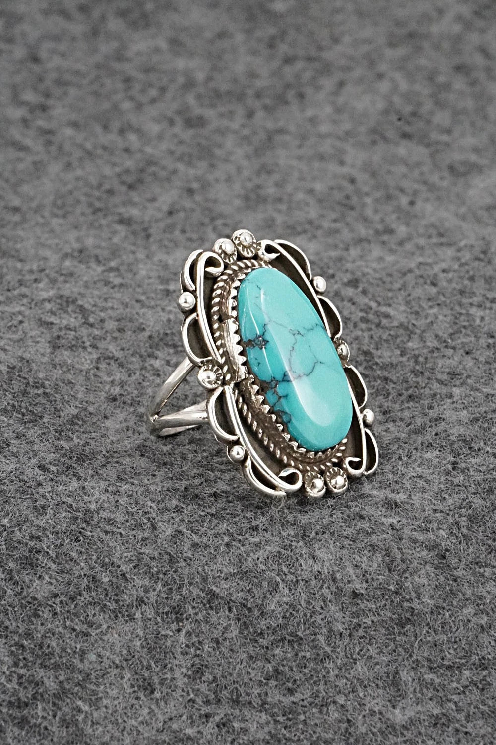 Turquoise & Sterling Silver Vintage Ring - Size 7.5