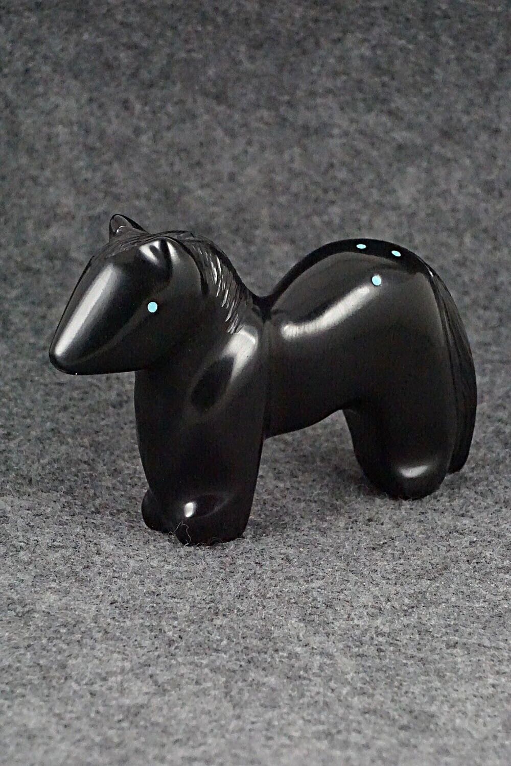 Horse Zuni Fetish Carving - Herbert Halate