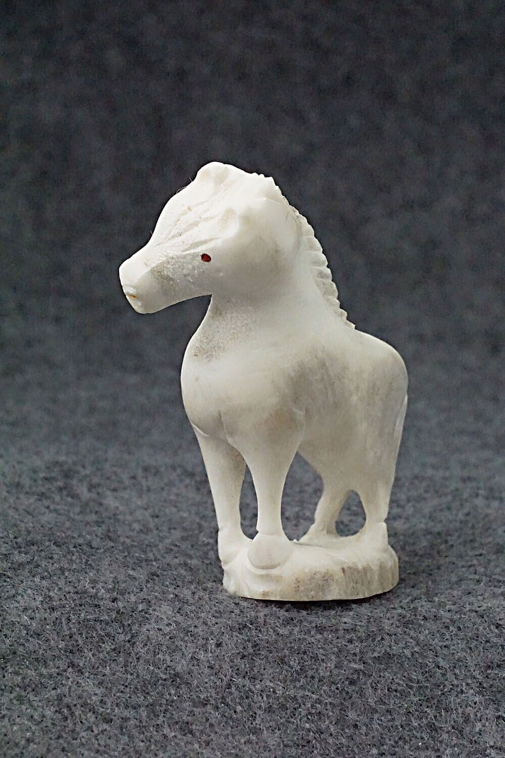 Horse Zuni Fetish Carving - Chris Peina