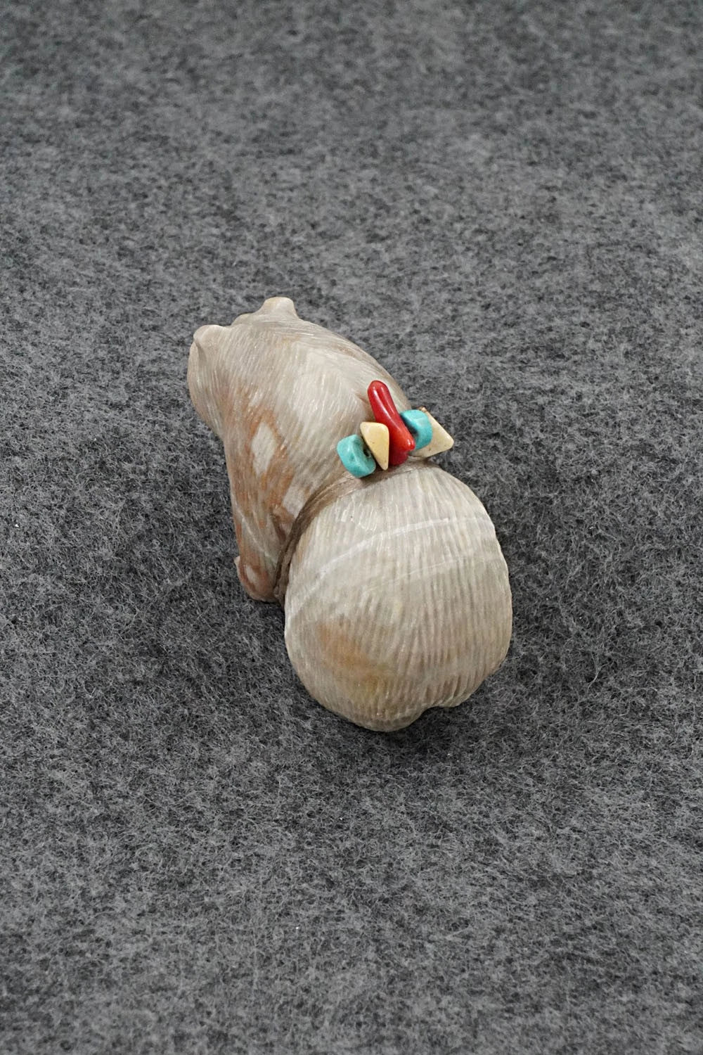 Bear Zuni Fetish Carving - Farlan & Paulette Quam