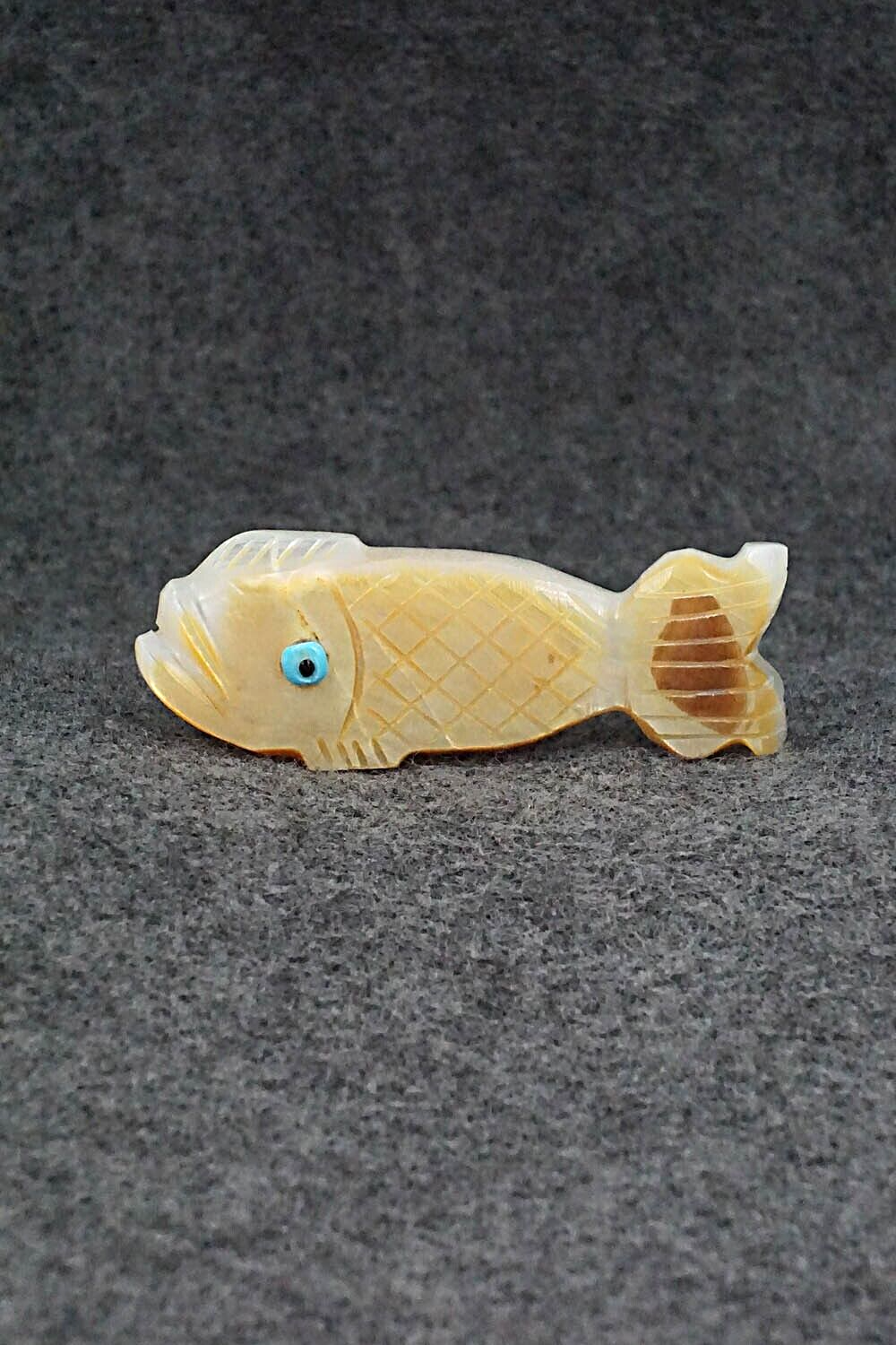 Fish Zuni Fetish Carving - Danette Laate