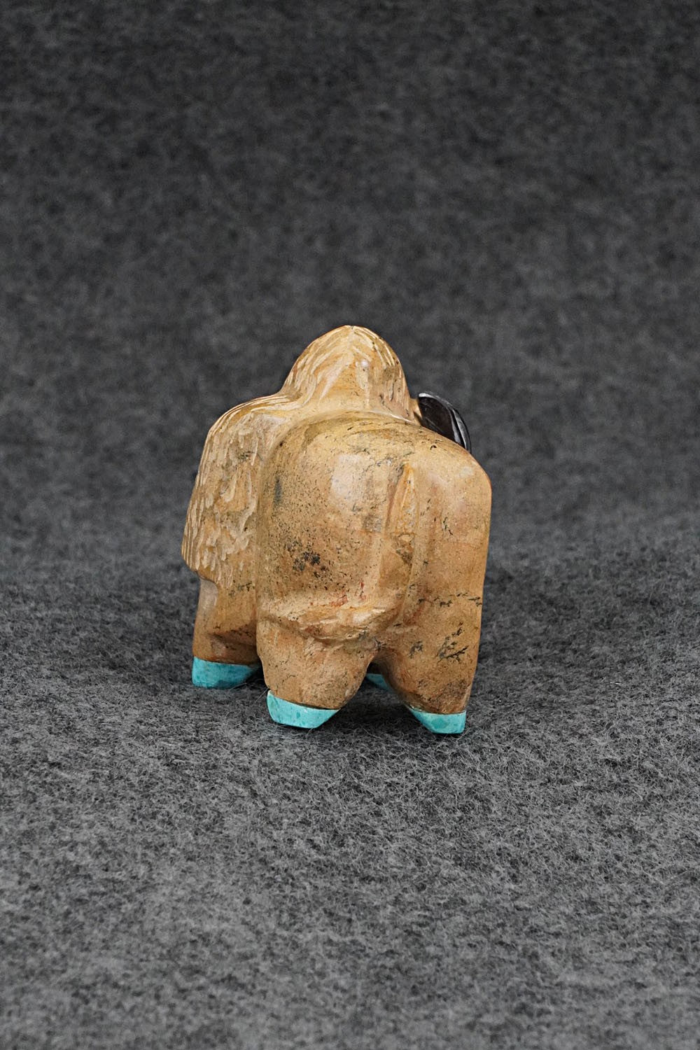 Buffalo Zuni Fetish Carving - Freddie Leekya