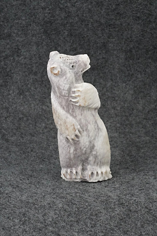 Bear Zuni Fetish Carving - Maxx Laate