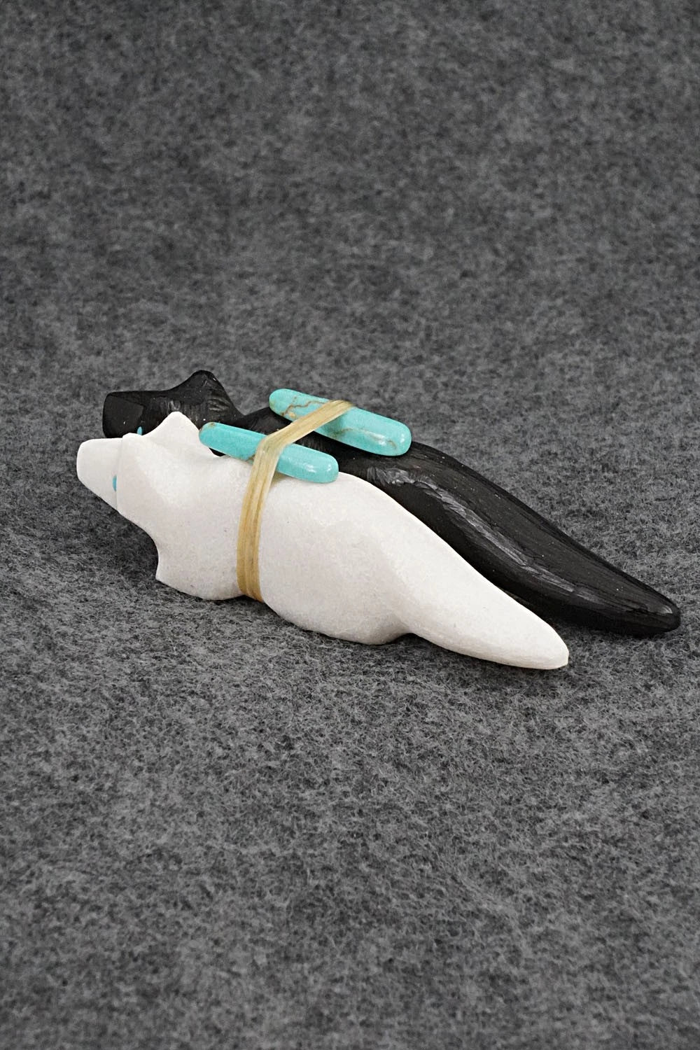 Wolf Zuni Fetish Carving - Herb Halate