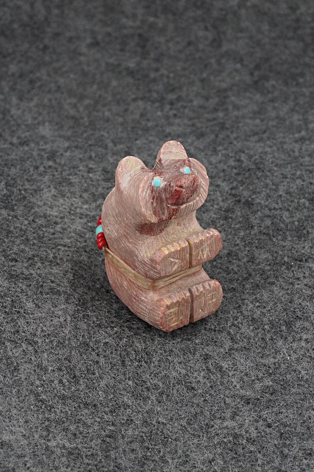 Bear Zuni Fetish Carving - Douglas Martza