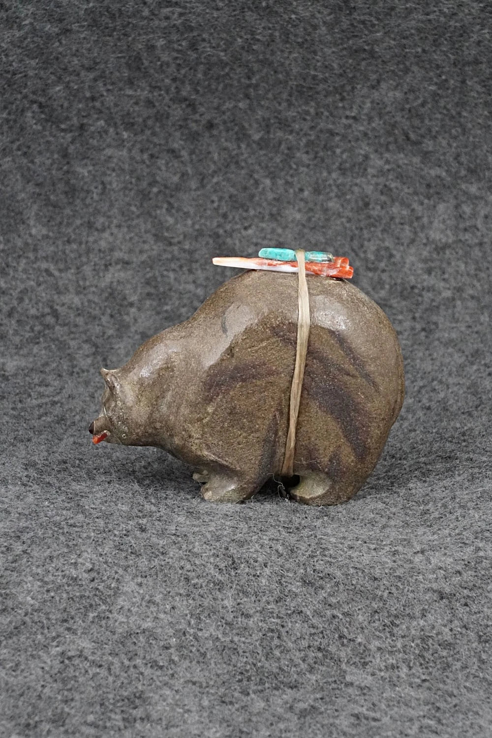 Bear Zuni Fetish Carving - Freddie Leekya