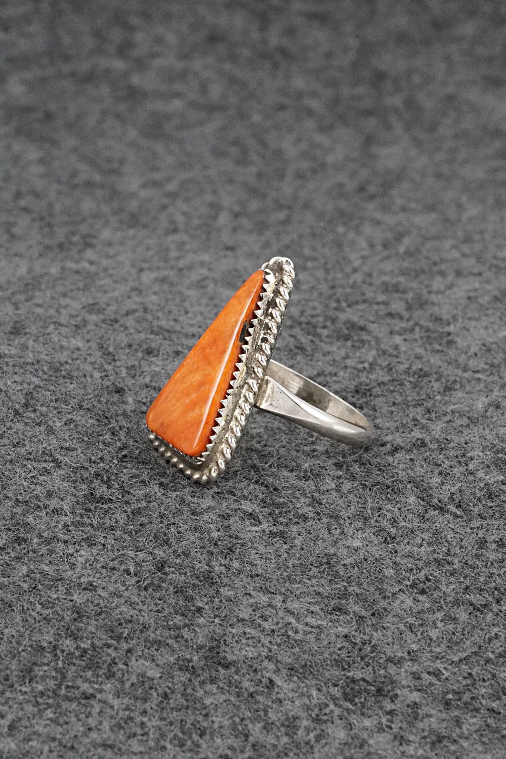 Spiny Oyster & Sterling Silver Ring - Darius Arviso - Size 8.25