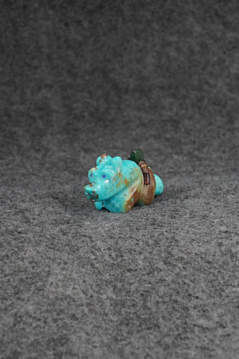 Bear Zuni Fetish Carving - Benina Kallestewa