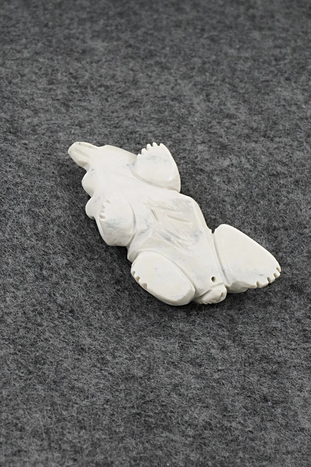 Badger Zuni Fetish Carving - Adrian Cachini