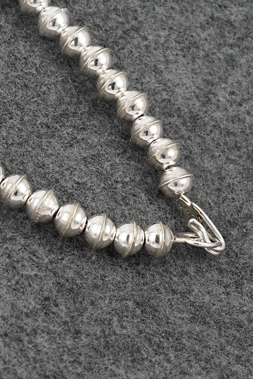 Spiny Oyster & Sterling Silver Squash Blossom Set - Louise Yazzie