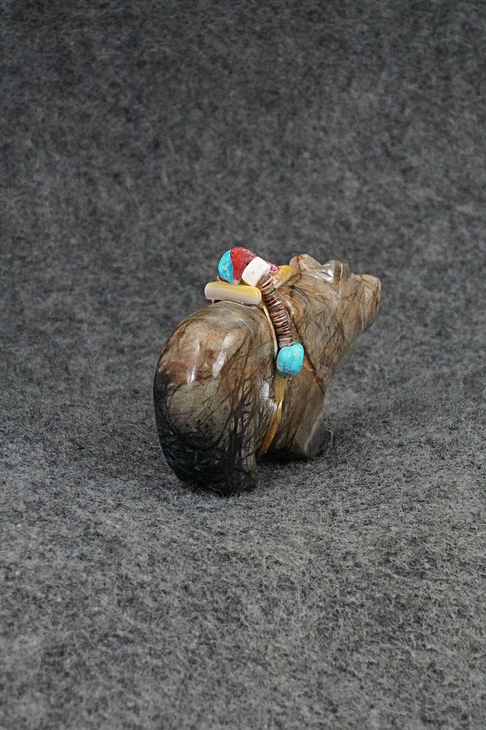 Bear Zuni Fetish Carving - Rodney Laiwakete