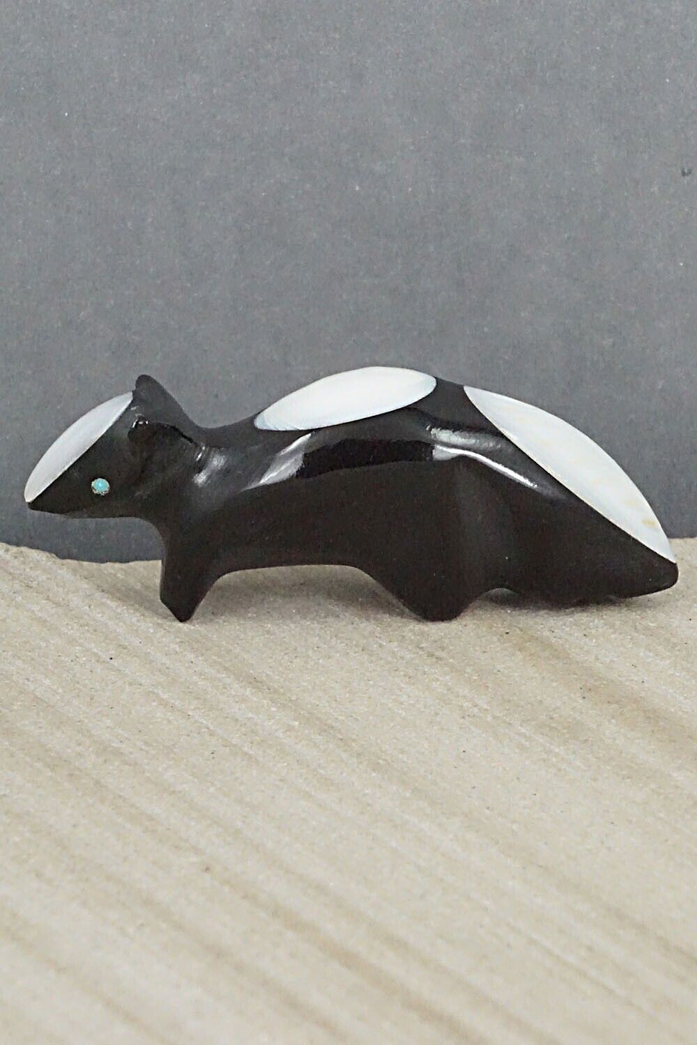 Skunk Zuni Fetish Carving - Calvert Bowannie