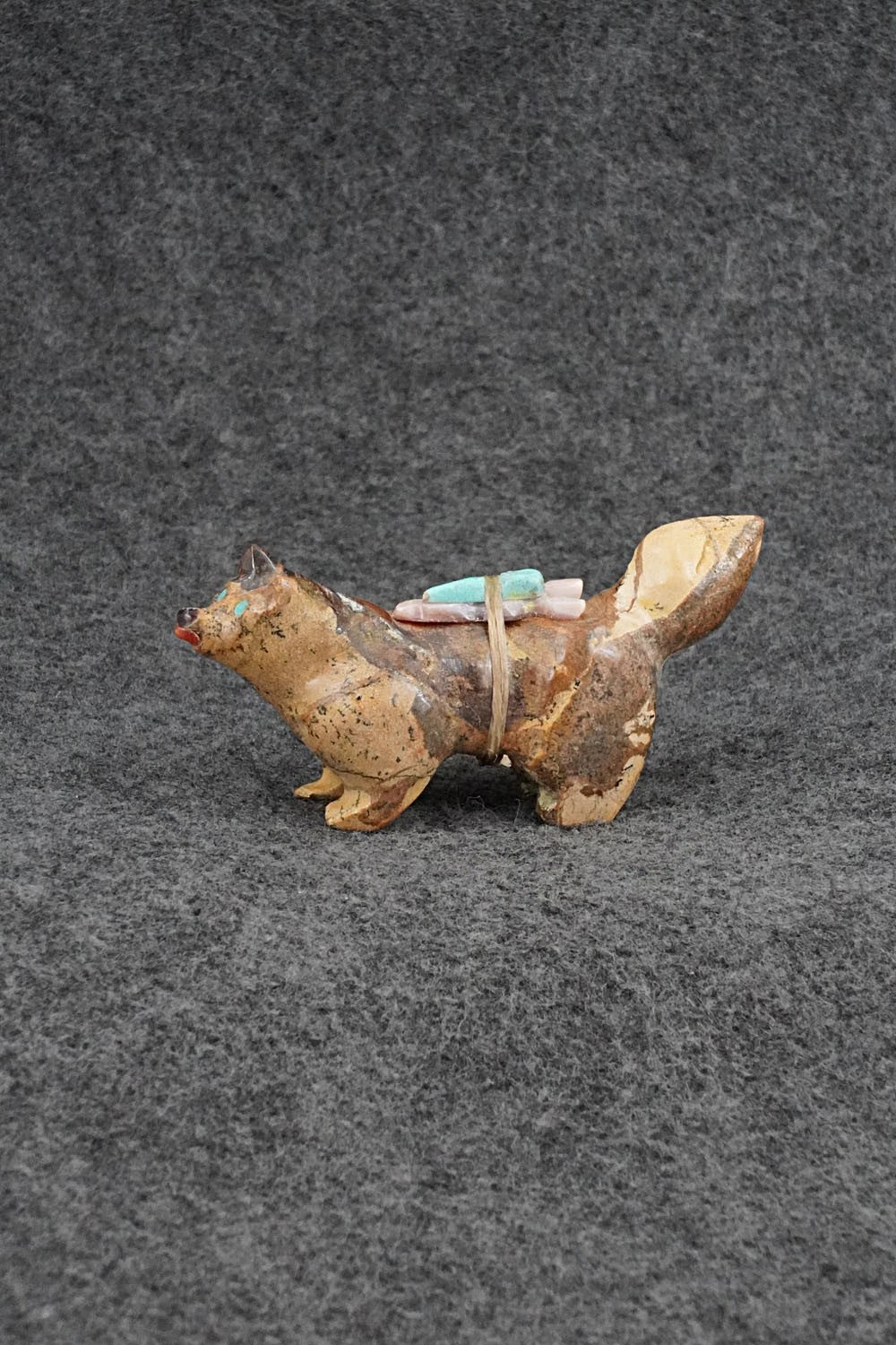 Wolf Zuni Fetish Carving - Freddie Leekya